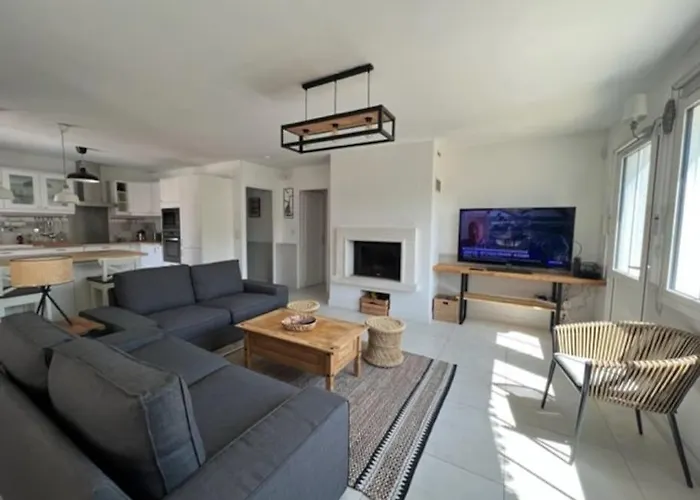 Maison Moderne Avec Piscine * La Teste-de-Buch