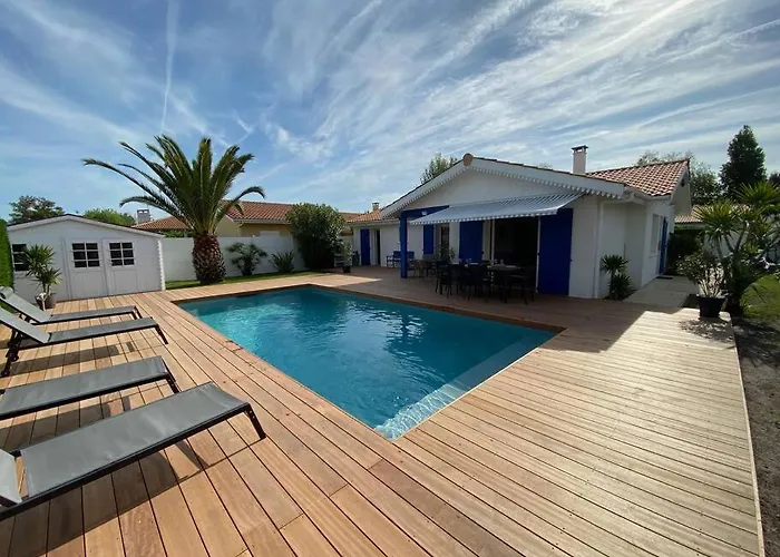 Maison Moderne Avec Piscine